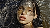 Retrato de moda de mujer con brillante vei negro | Foto de stock