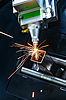 Corte CNC por láser y gas de metal, moderno | Foto de stock