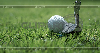 El club de golf golpea la pelota de golf | Foto de alta resolución |ID 7651893